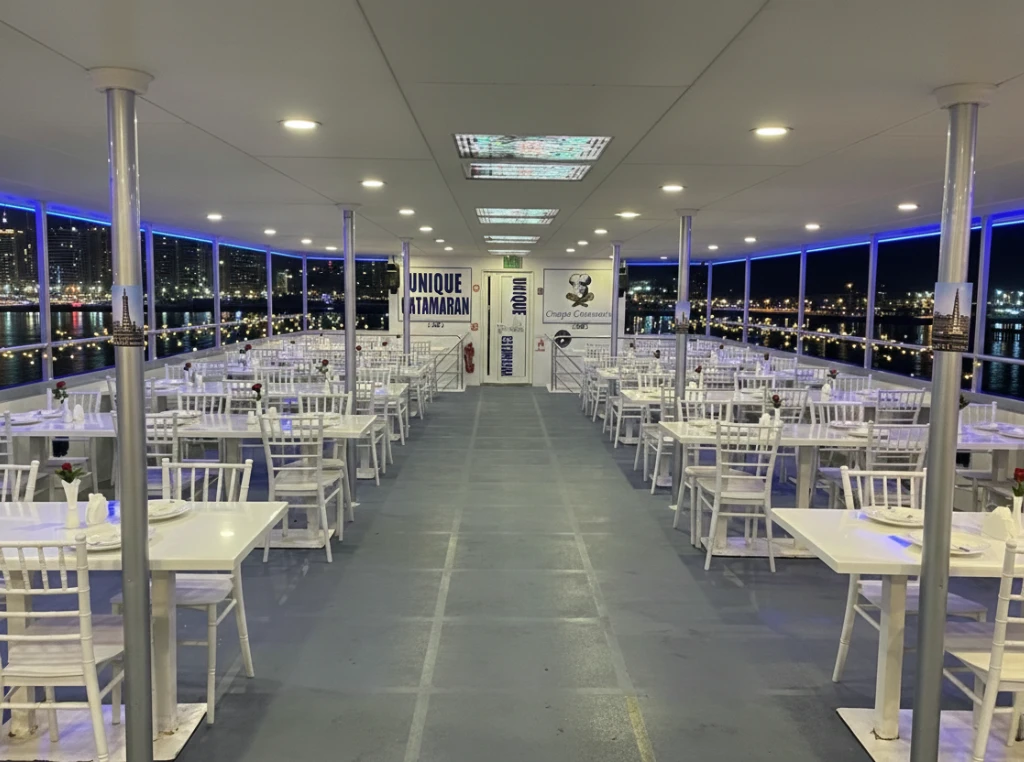 Catamaran Dinner Cruise Marina - Photo 4 of 5