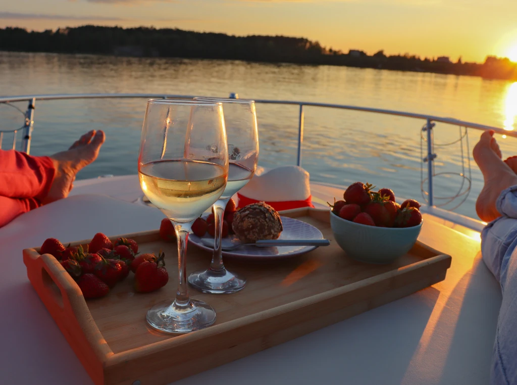 Xclusive Shared Yacht - Sunset Tour - Photo 3 of 5